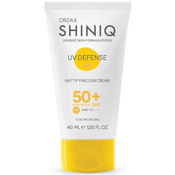 Shiniq UV Defense Matlaştırıcı Güneş Koruyucu SPF50 + 40 ml